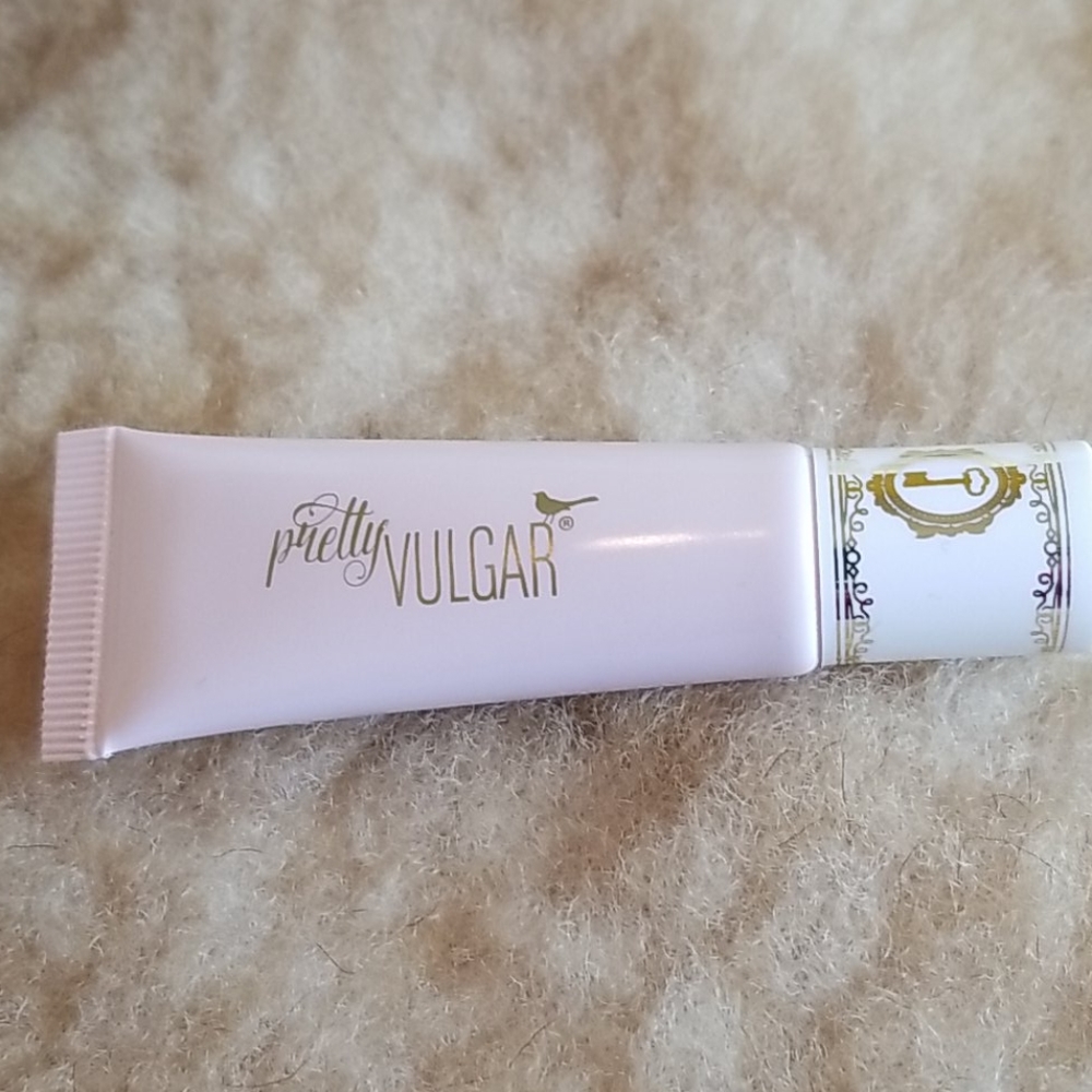 Pretty Vulger Uncaged Eyeshadow Primer